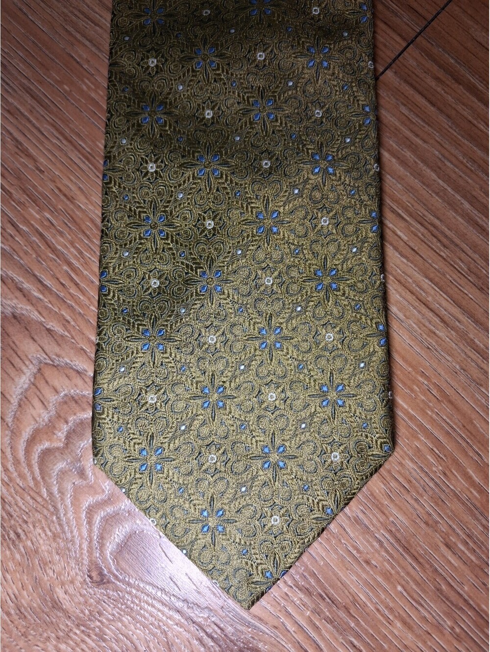 Robert Talbott Best of Class Silk Tie Green Floral Wide Long